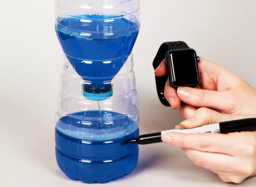 Timing water flowing down in water clock craft